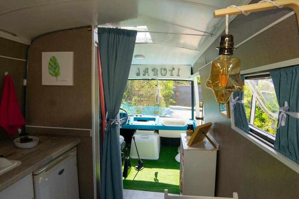 Jabuti Autocaravana Con Porche Y Aparcamiento كاديز المظهر الخارجي الصورة